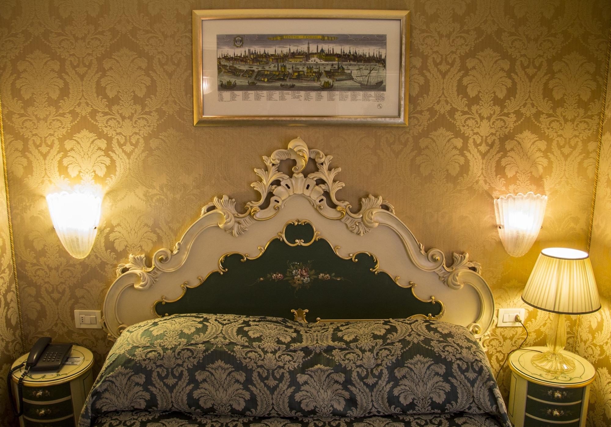 Hotel Becher Wenecja Zewnętrze zdjęcie