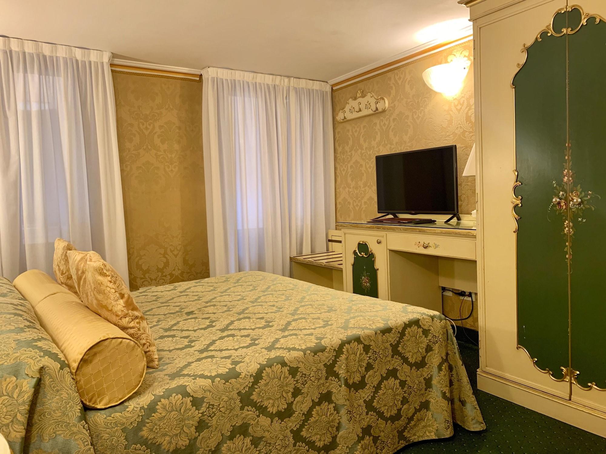 Hotel Becher Wenecja Zewnętrze zdjęcie