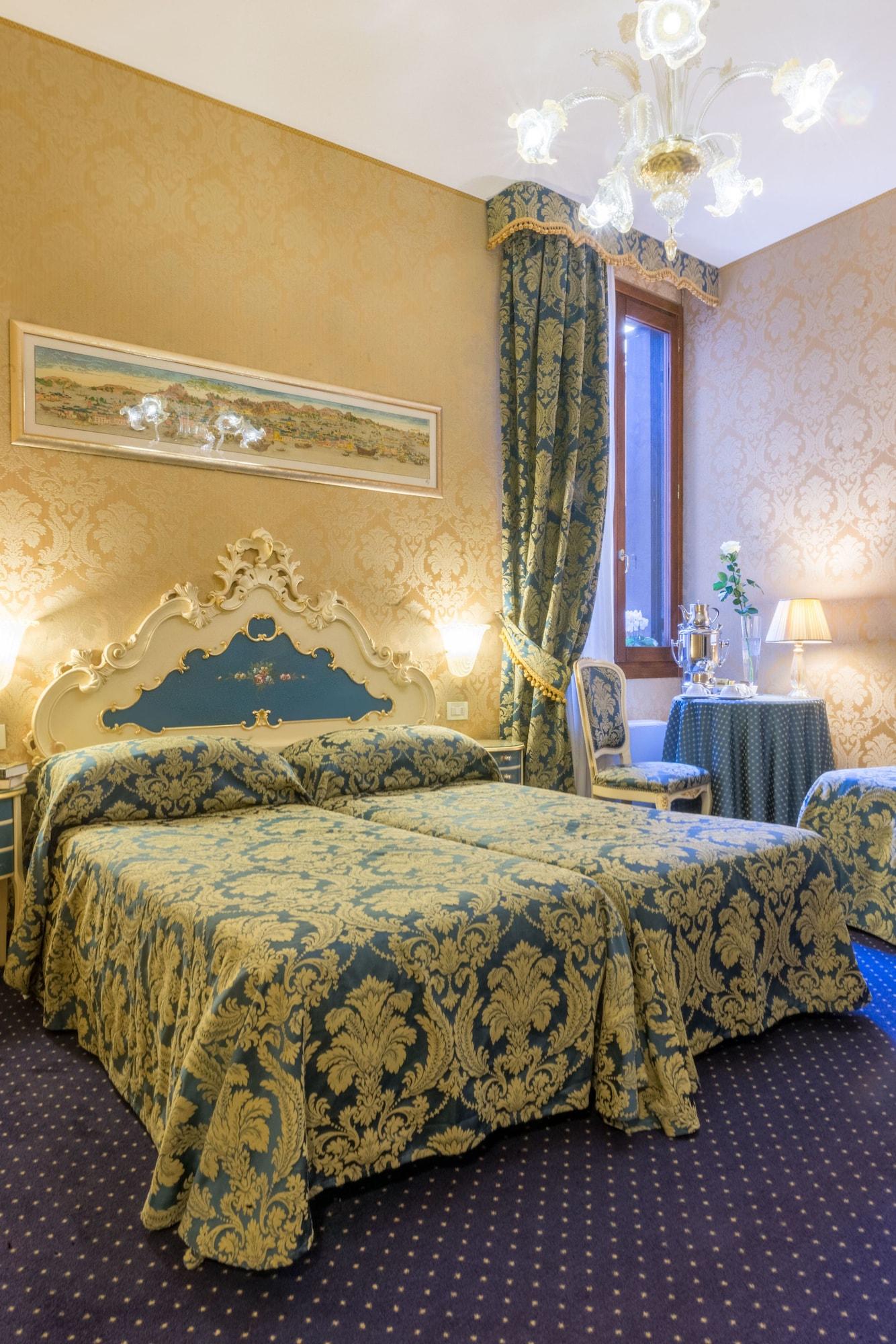 Hotel Becher Wenecja Zewnętrze zdjęcie