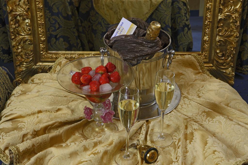 Hotel Becher Wenecja Zewnętrze zdjęcie