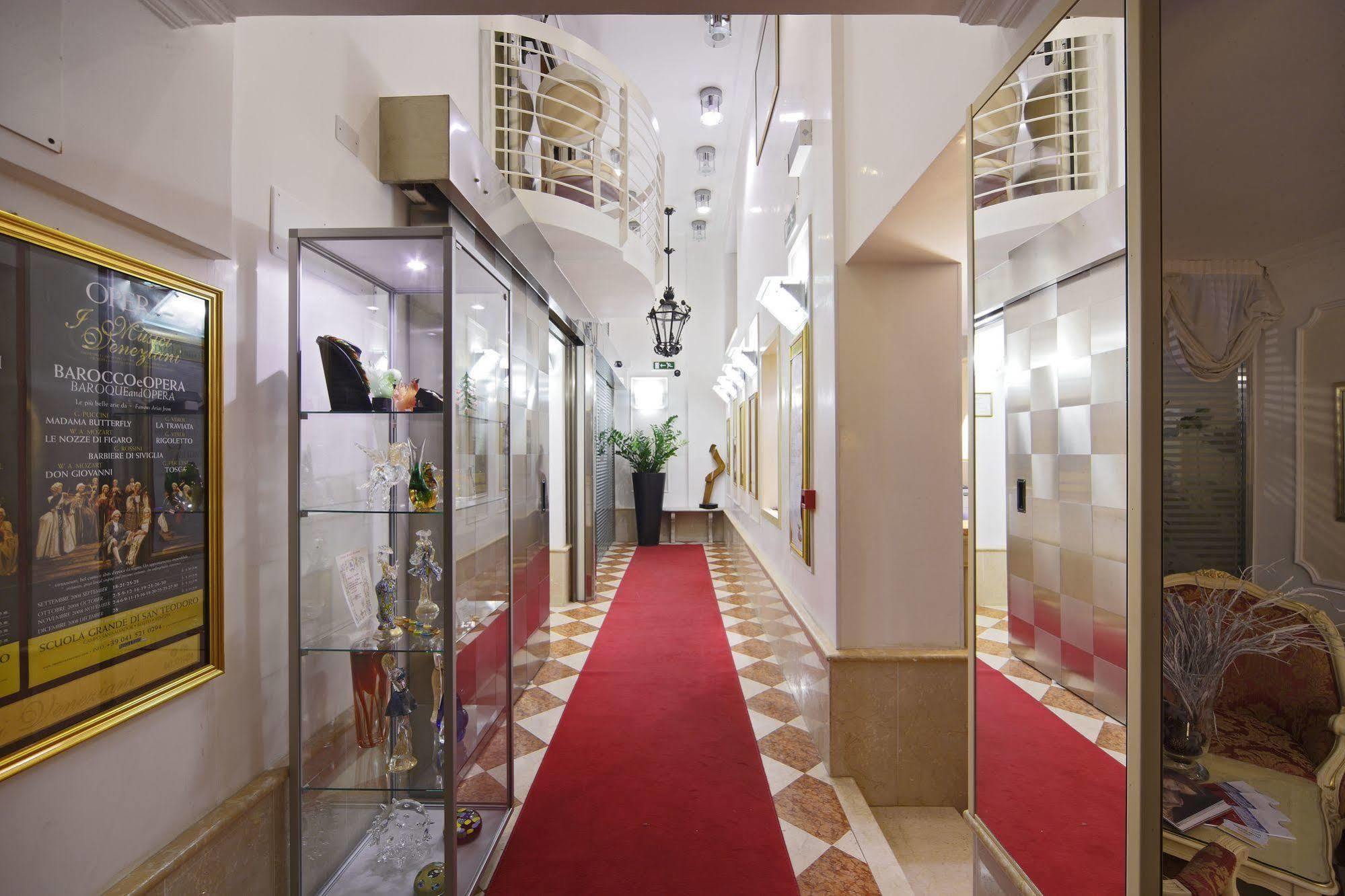 Hotel Becher Wenecja Zewnętrze zdjęcie